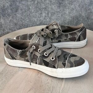 Blowfish Malibu Play Slip On Camo Comfort Shoes Women's 8.5